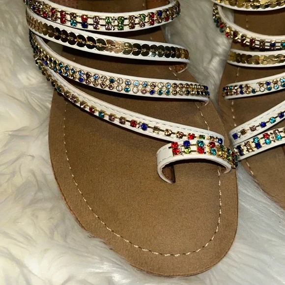 VENUS Strappy Toe Ring Sandals - Picture 3 of 9